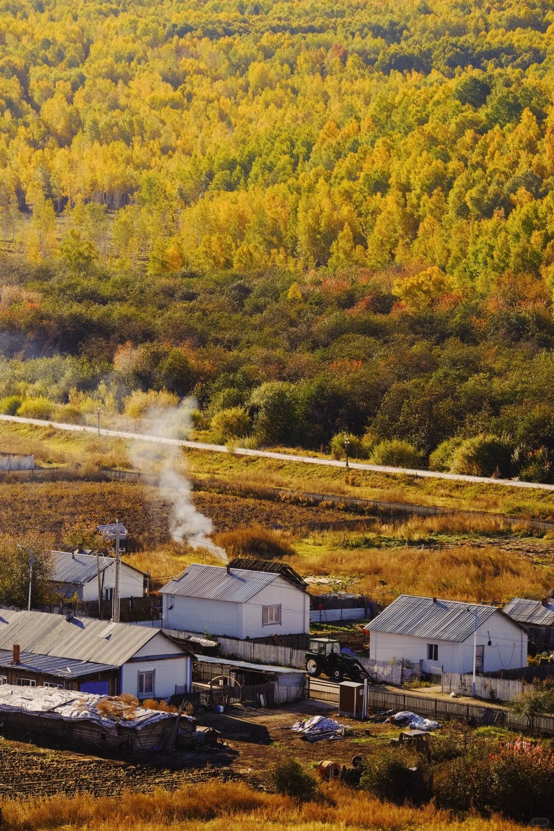 内蒙临江村｜日出后宛如油画的中俄边陲小镇_1_Mozi夏_秋景-大兴安岭-国庆特辑-来自52tours 我爱旅游网
